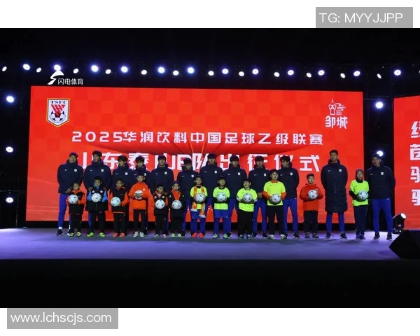 4月5日足球明星盛典精彩回顾与未来展望球迷热情高涨不容错过