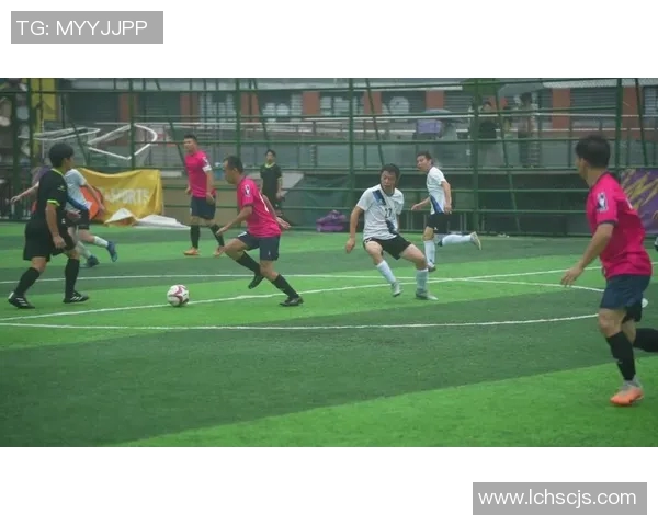 杭州足球队个人能力提升引发热议助力球队崛起与发展